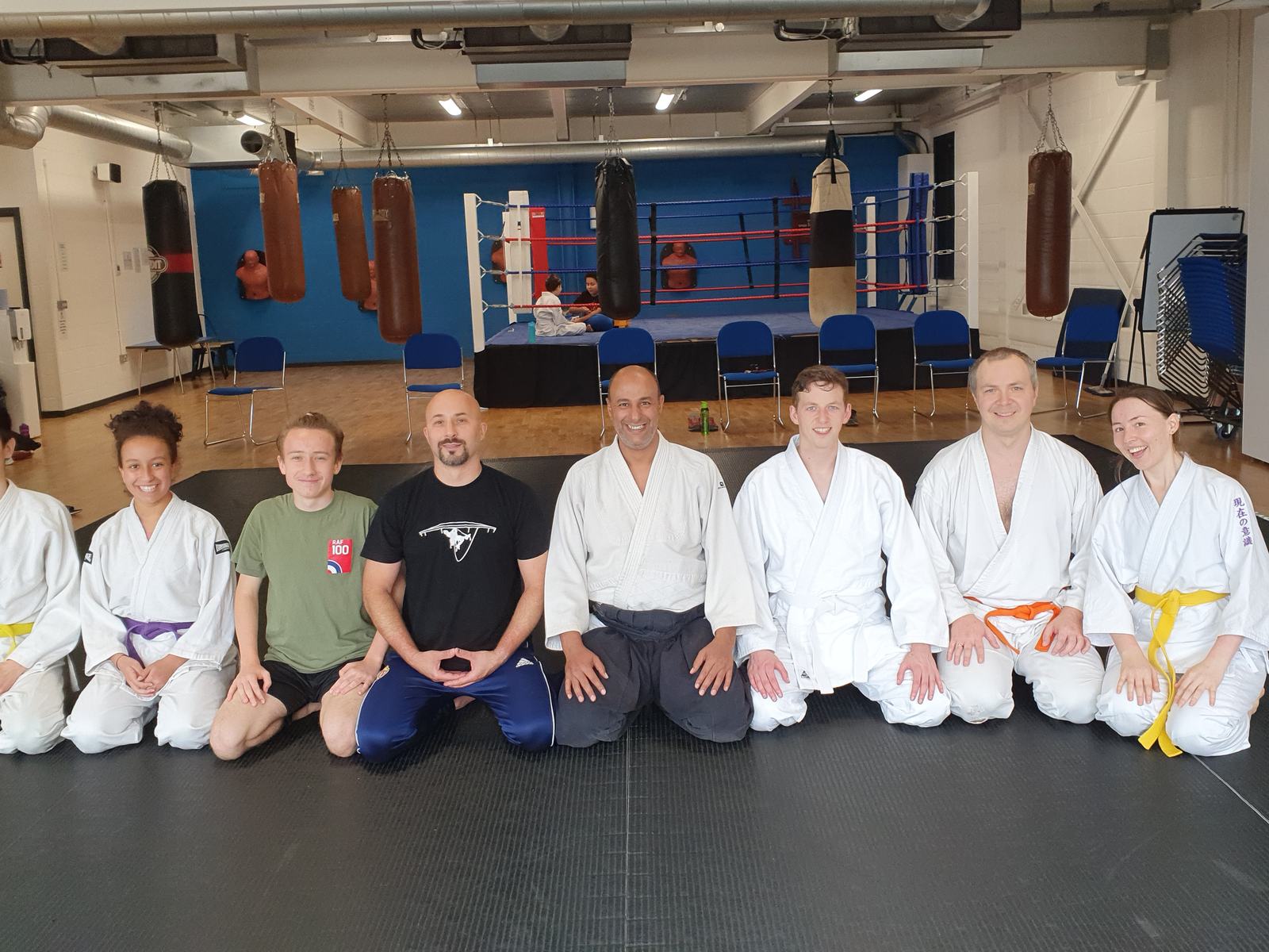 Hizashikan - Group photo