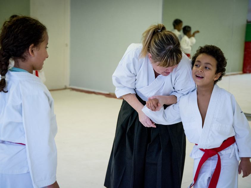 Hizashikan- toni sensei explaining